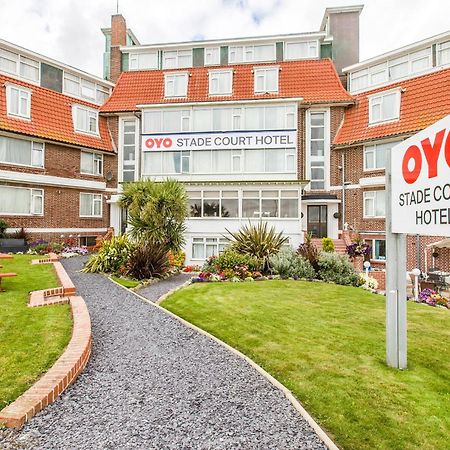 Oyo Stade Court Hotel Hythe  Exterior foto