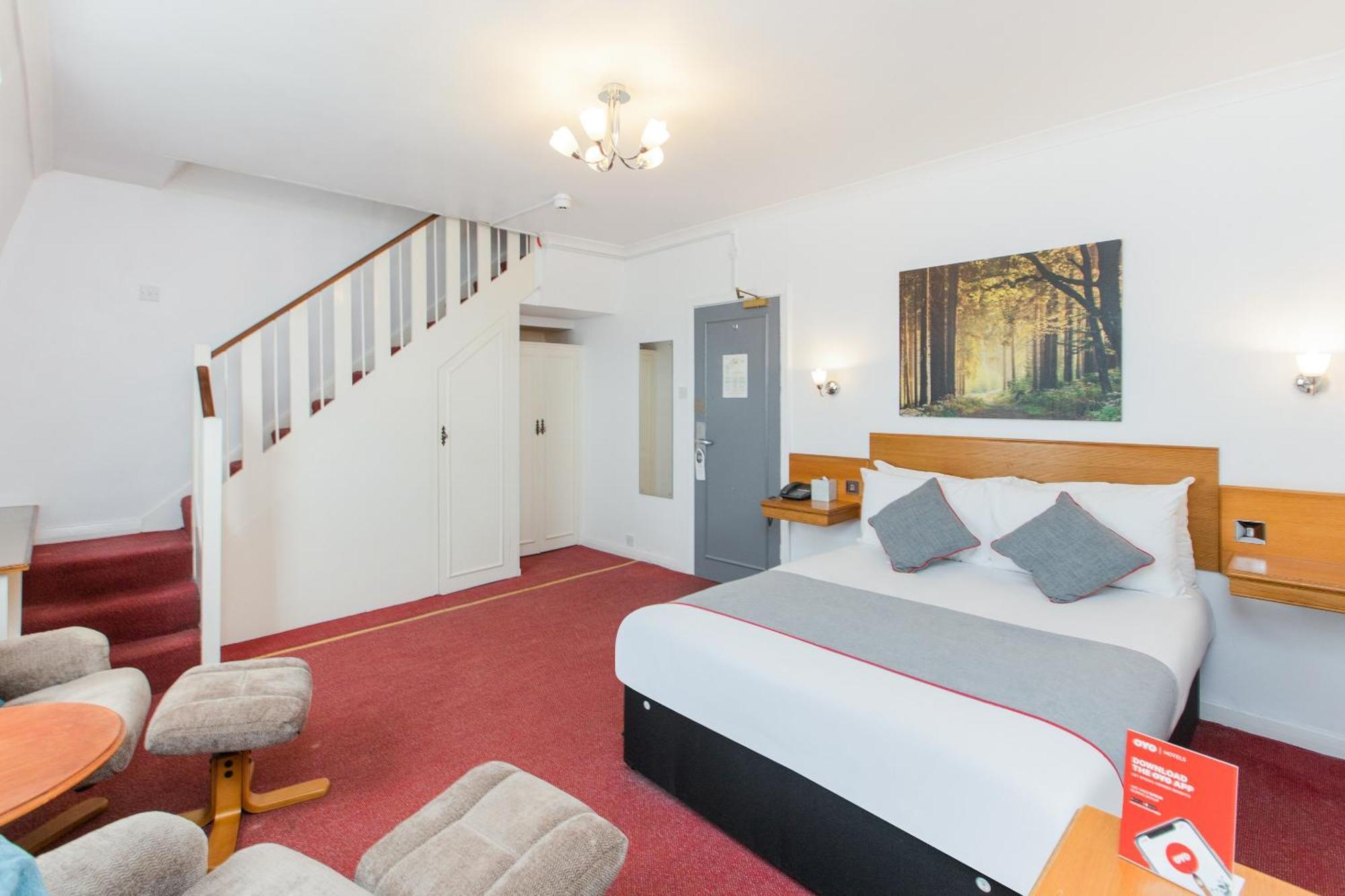 Oyo Stade Court Hotel Hythe  Exterior foto